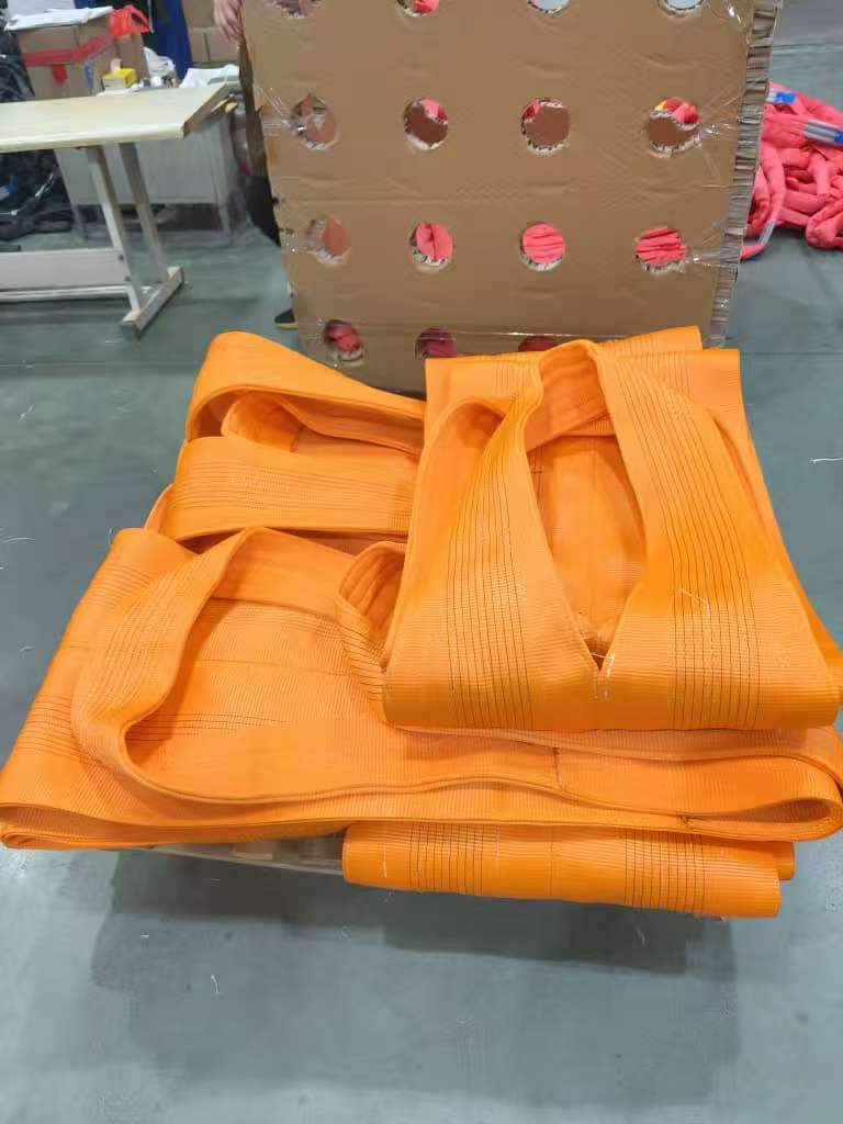 Blog công ty mới nhất về Kháng tia cực tím, kiểm soát thấm, và mắt được tăng cường làm giảm việc tái chế các dây đeo vải phẳng